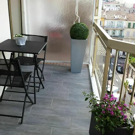 Apartment Brand New Super Center
